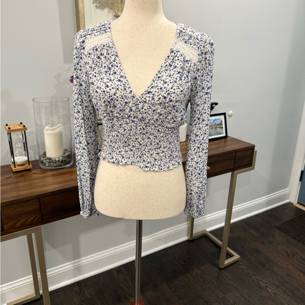 Floral Blue and White Women's Crop Top